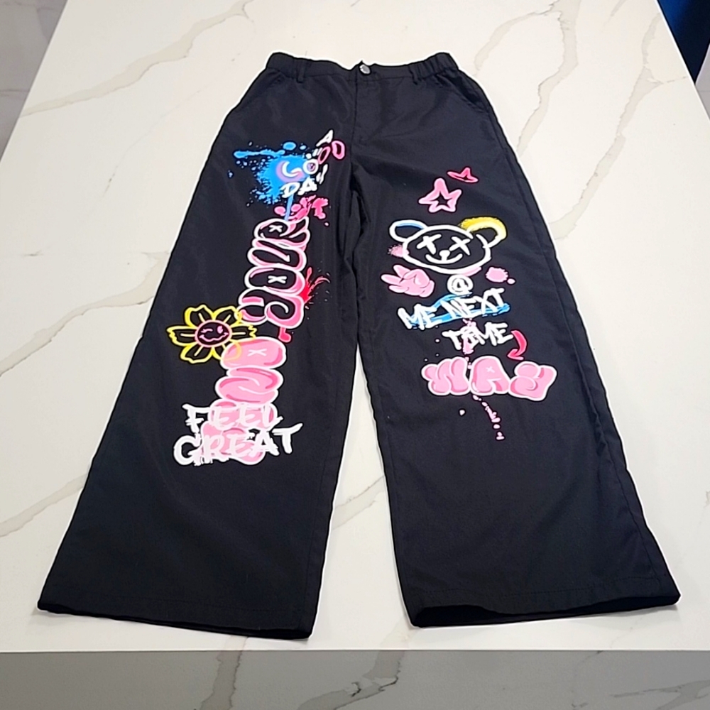 Girls baggy pants